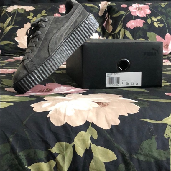 Fenty Puma - Picture 1 of 5